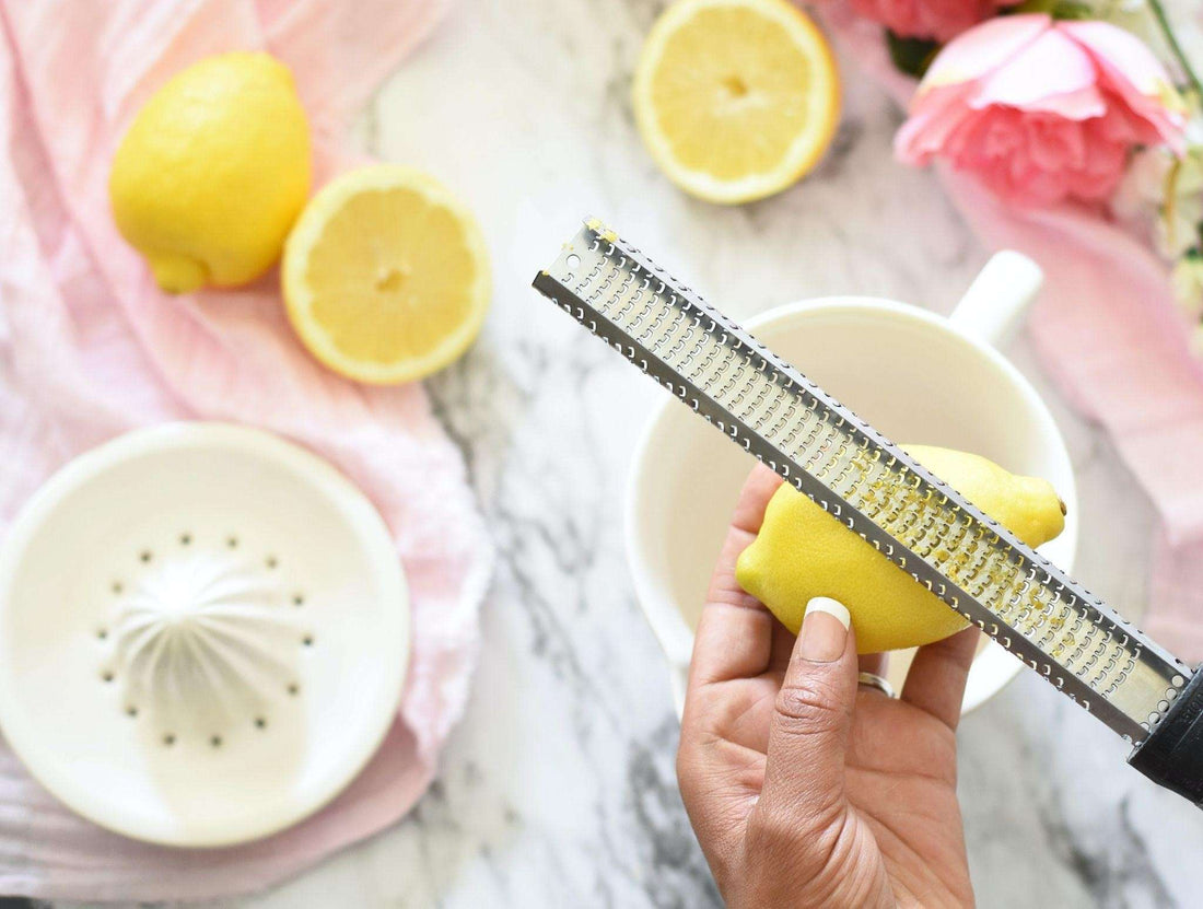 How to zest a lemon